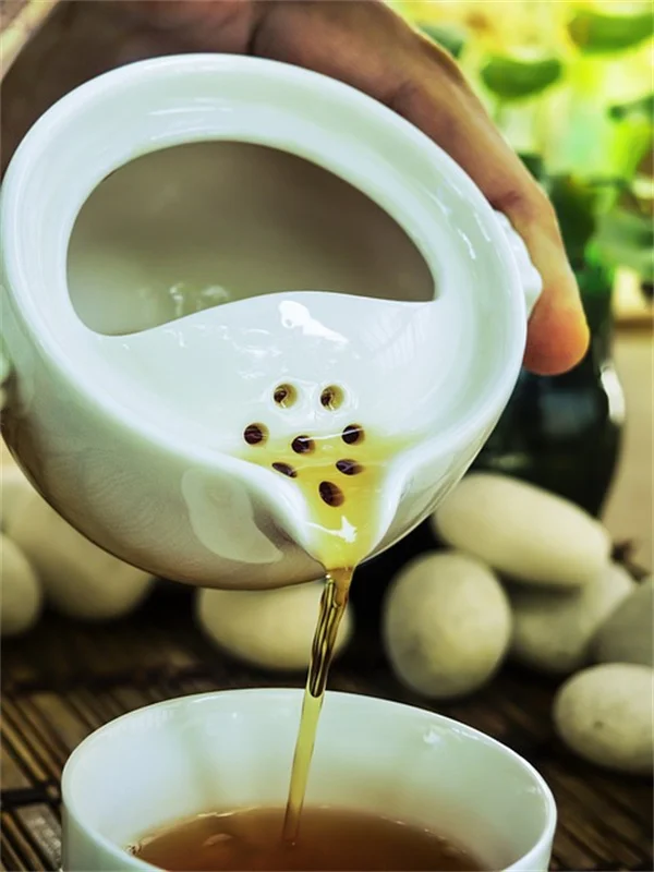 Lemme GLP-1 Daily: Kourtney Kardashian's Natural Weight Loss Supplement Explained